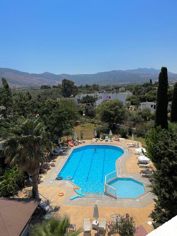Theodorou Beach Hotel Apartments Psalidi  Esterno foto