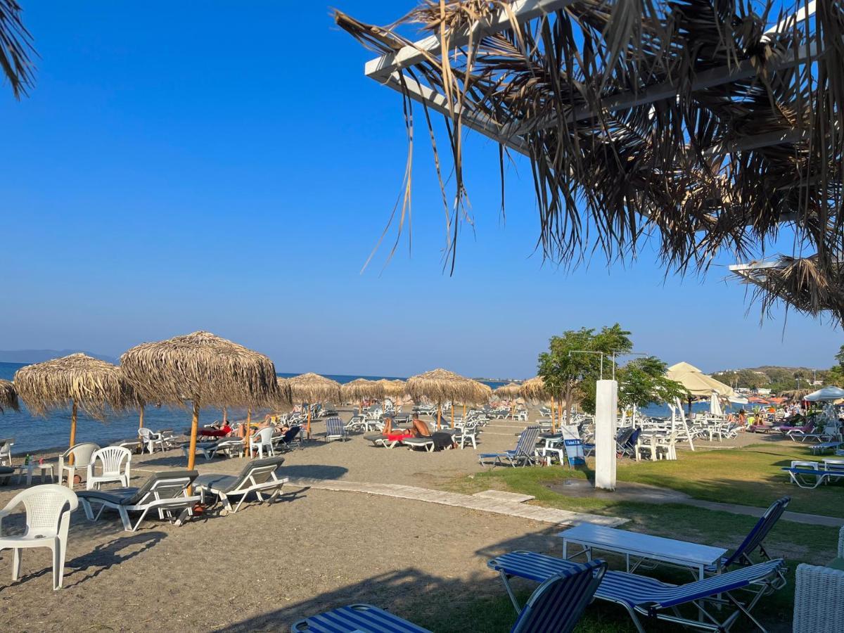 Theodorou Beach Hotel Apartments Psalidi  Esterno foto