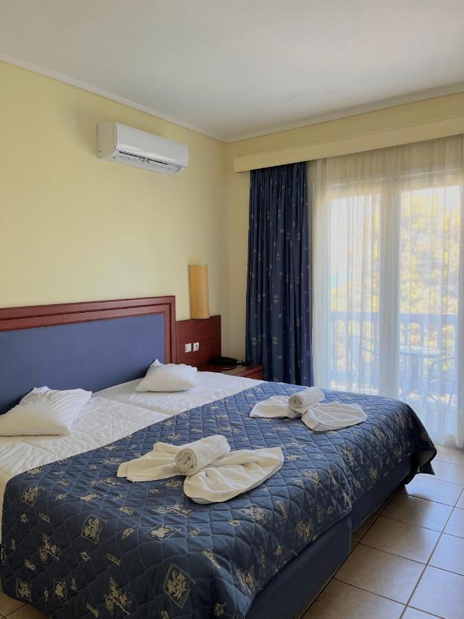 Theodorou Beach Hotel Apartments Psalidi  Esterno foto