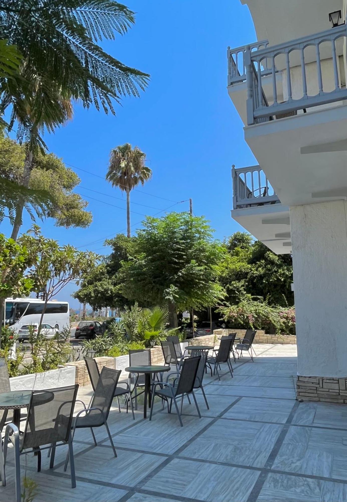 Theodorou Beach Hotel Apartments Psalidi  Esterno foto