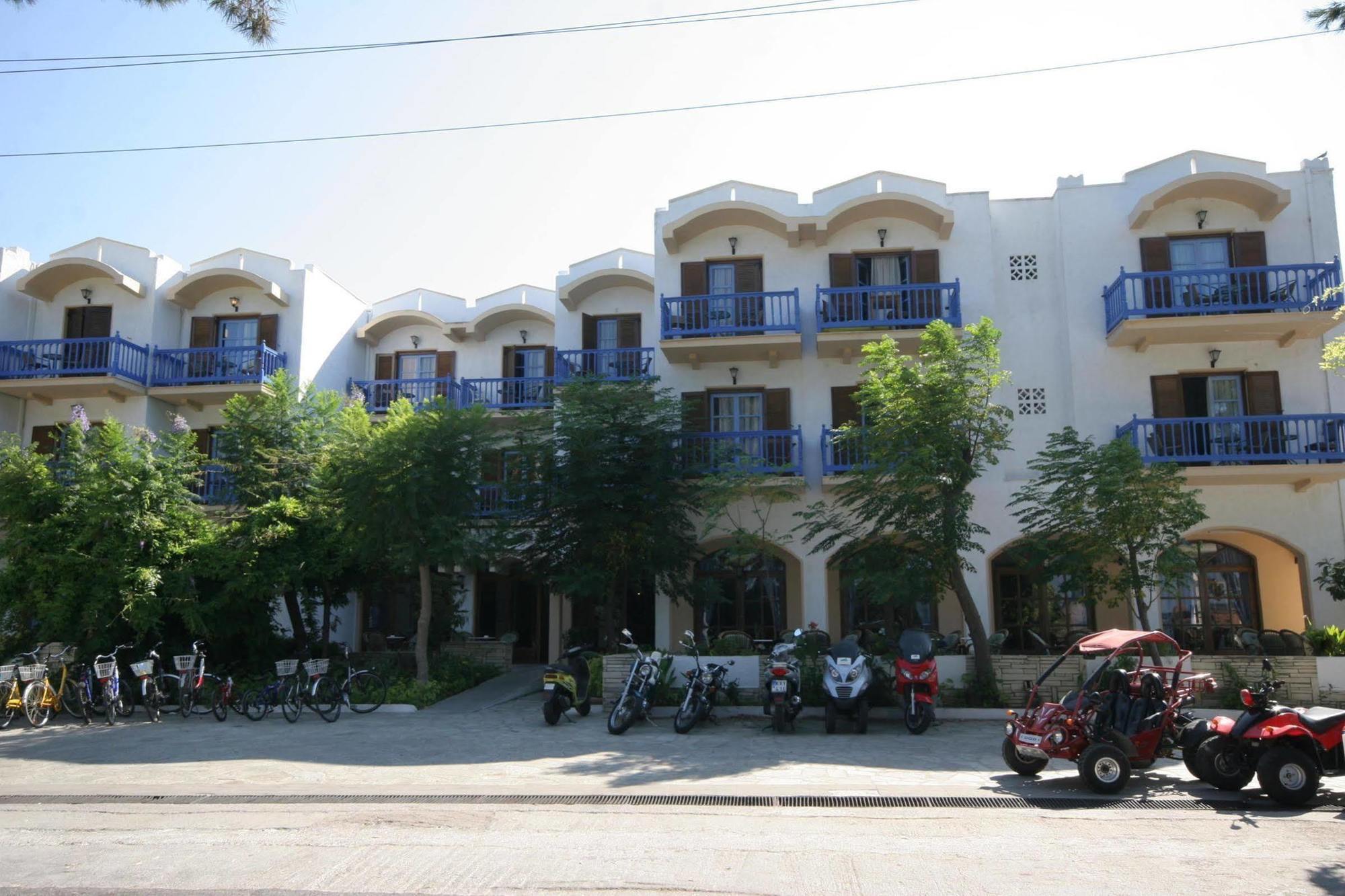 Theodorou Beach Hotel Apartments Psalidi  Esterno foto